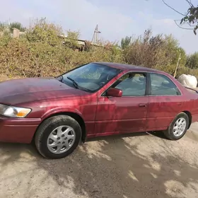 Toyota Camry 1997