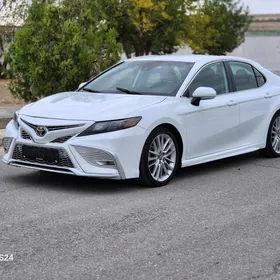 Toyota Camry 2022