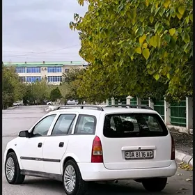 Opel Astra 2000