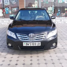 Toyota Camry 2011