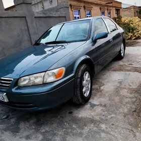 Toyota Camry 2000