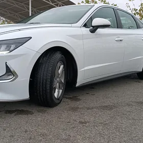 Hyundai Sonata 2021