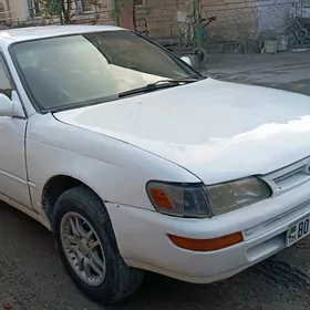 Toyota Corolla 1992