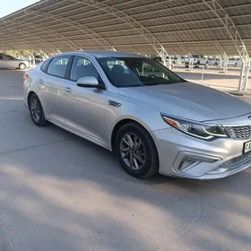 Kia Optima 2019