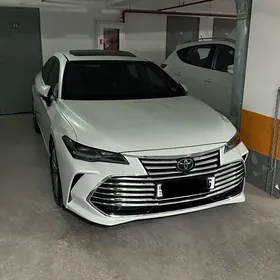 Toyota Avalon 2018