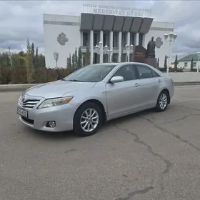 Toyota Camry 2010