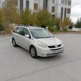 Toyota Sienna 2005