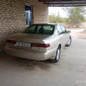 Toyota Camry 1999