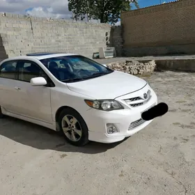 Toyota Corolla 2013