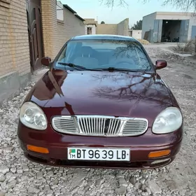 Daewoo Leganza 1998