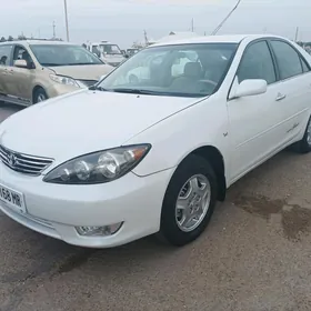 Toyota Camry 2003