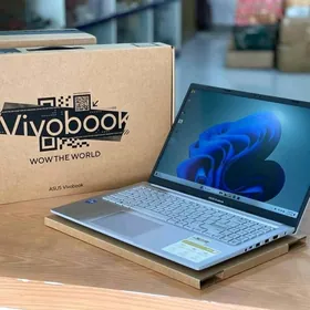 Asus Vivobook/i3-12/8GB/256GB