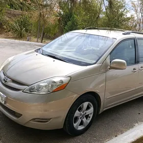 Toyota Sienna 2009