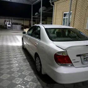 Toyota Camry 2003