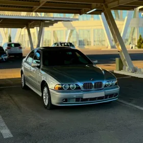 BMW 528 2003