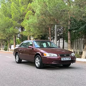 Toyota Camry 2001