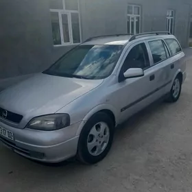 Opel Astra 2000