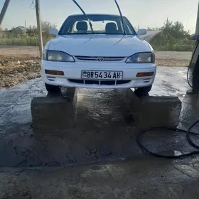 Toyota Camry 1996