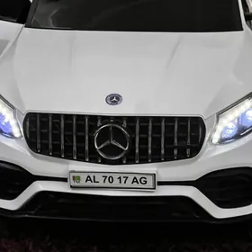 MERCEDES BENZ