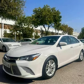 Toyota Camry 2015