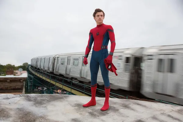 Baş keşpde Tom Holland bilen “Möý adam 4” 2026-njy ýylyň tomsunda çykar