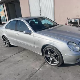 Mercedes-Benz E350 2006