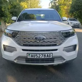 Ford Explorer 2020