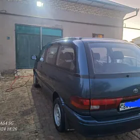 Toyota Previa 1992