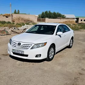 Toyota Camry 2011