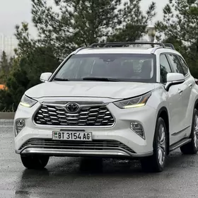 Toyota Highlander 2020