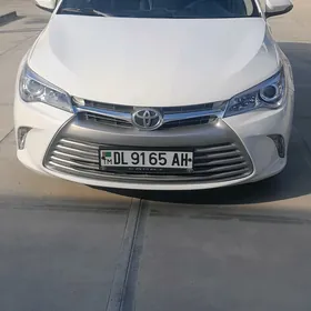 Toyota Camry 2017