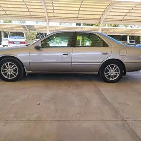 Toyota Camry 1998