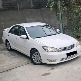 Toyota Camry 2004