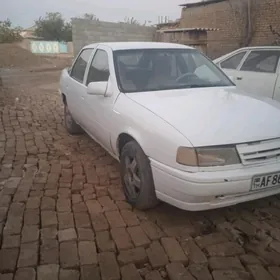 Opel Vectra 1992