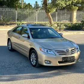 Toyota Camry 2011