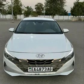 Hyundai Elantra 2021