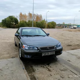 Toyota Camry 2000