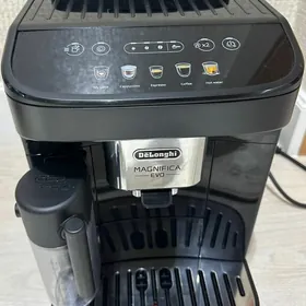 Кофемашина Delonghi