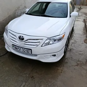 Toyota Camry 2011