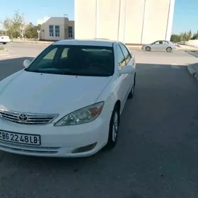 Toyota Camry 2004