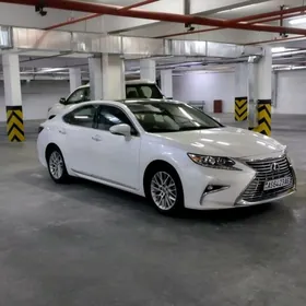 Lexus ES 350 2016