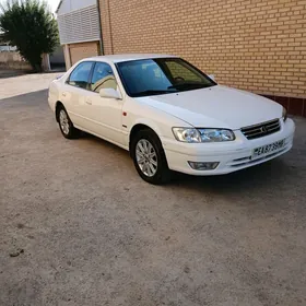 Toyota Camry 1998