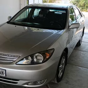 Toyota Camry 2004