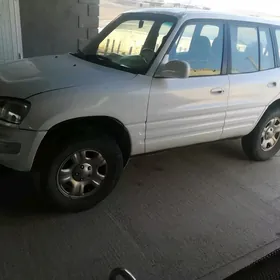 Toyota RAV4 1998