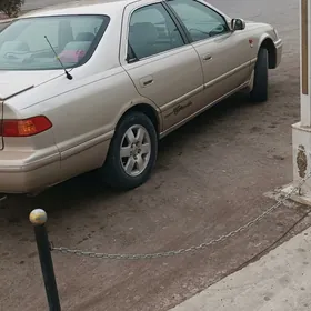 Toyota Camry 1997