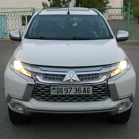 Mitsubishi Montero Sport 2019