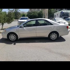 Toyota Camry 2003