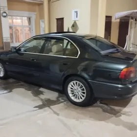 BMW E39 2003