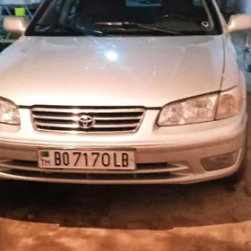 Toyota Camry 2000