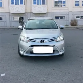 Toyota Yaris 2014